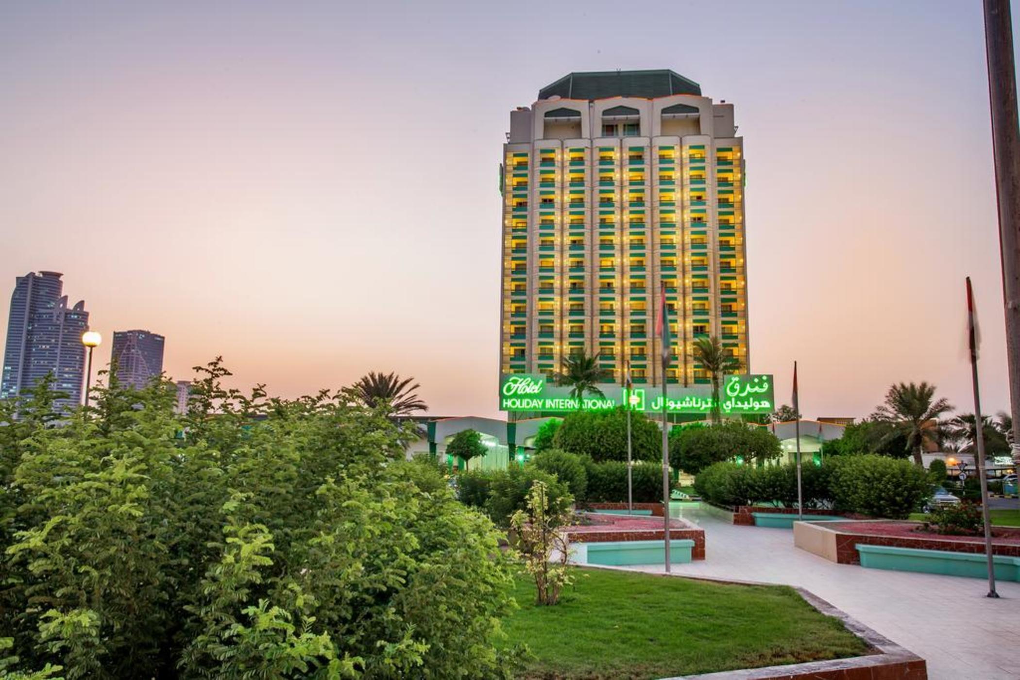 Holiday International Sharjah Exterior photo