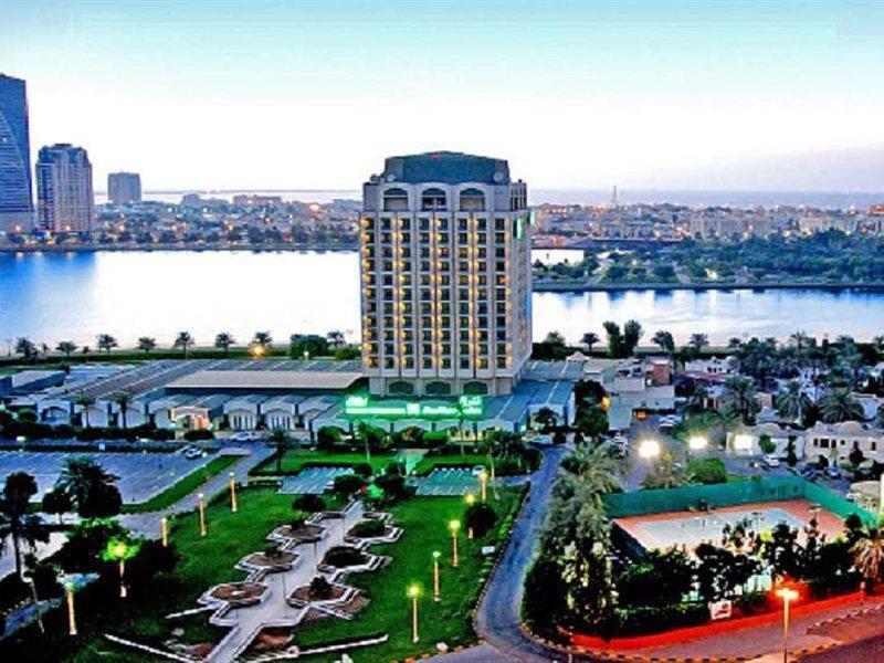 Holiday International Sharjah Exterior photo