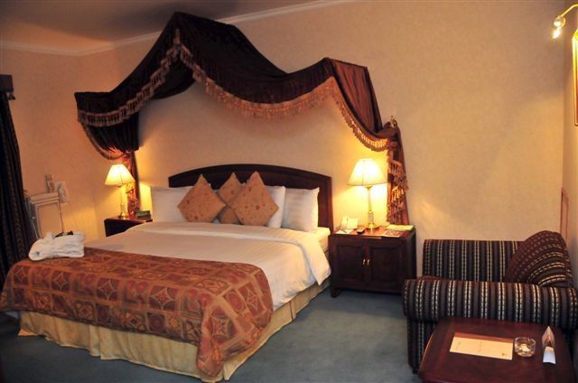 Holiday International Sharjah Exterior photo
